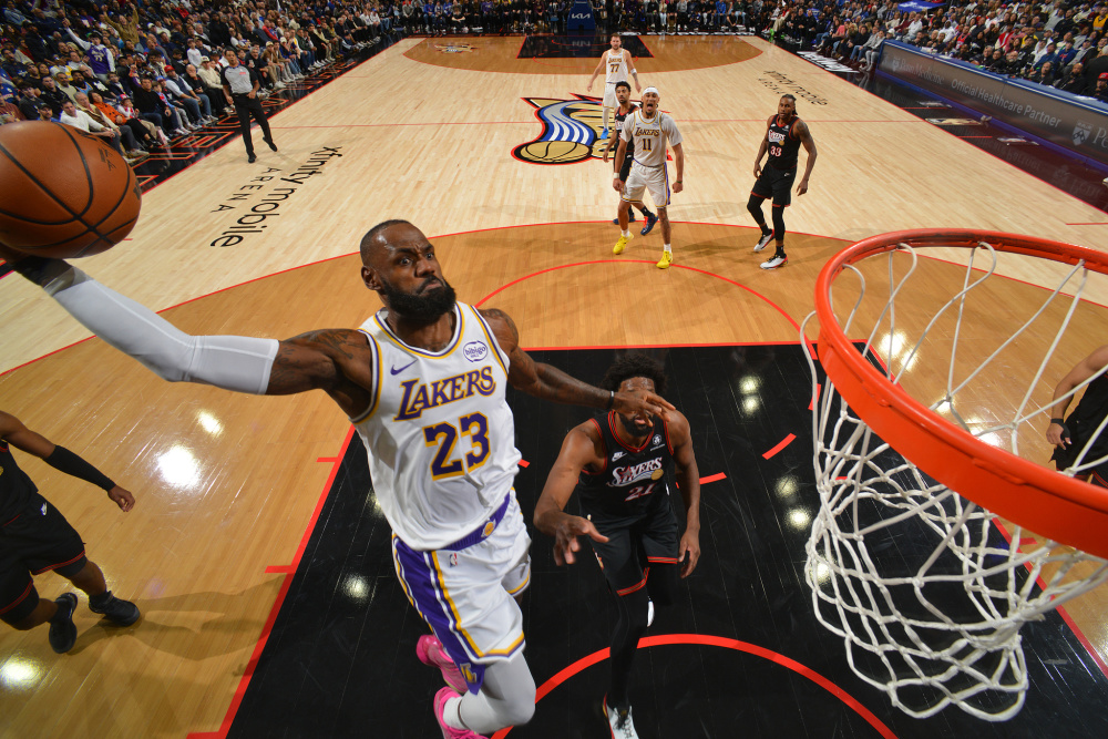 球天下体育娱乐平台-纪录诞生!nba比赛中的壮举创造者